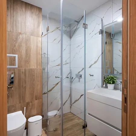 Stylish Urban Haven With Dedicated Parking Spot By Flat Mаnager דירה סופיה